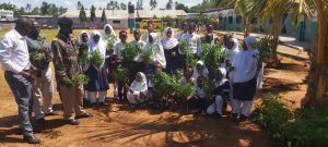 Read more about the article Donation of 300 seedlings to Baharini School